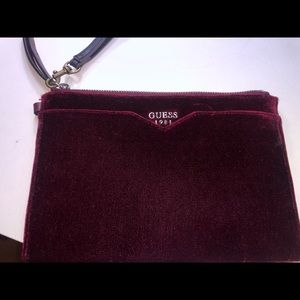 Guess wristlet